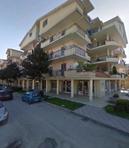 Acerra, la galleria commerciale del parco 900  2