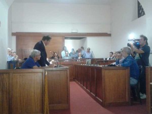 una seduta del consiglio comunale di Somma Vesuviana