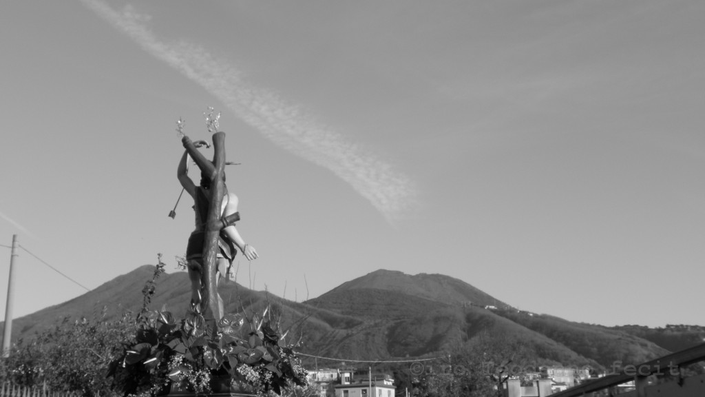 Il Santo e il Vesuvio