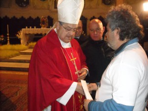 La consegna della lettera al cardinale da parte di Mignano 