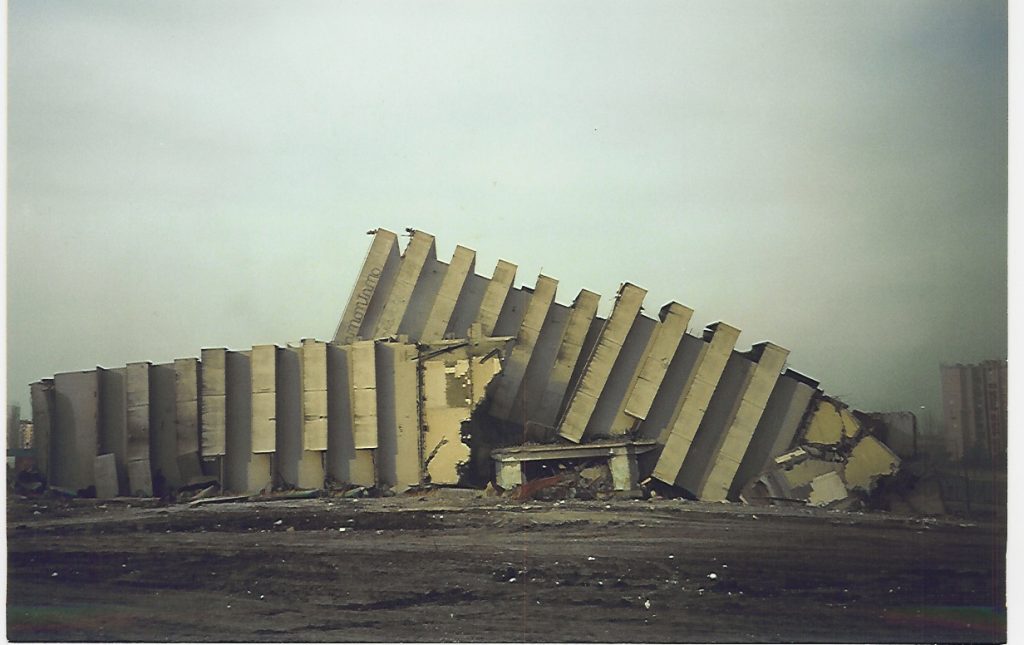 Vele demolite. (Foto fonte Web)